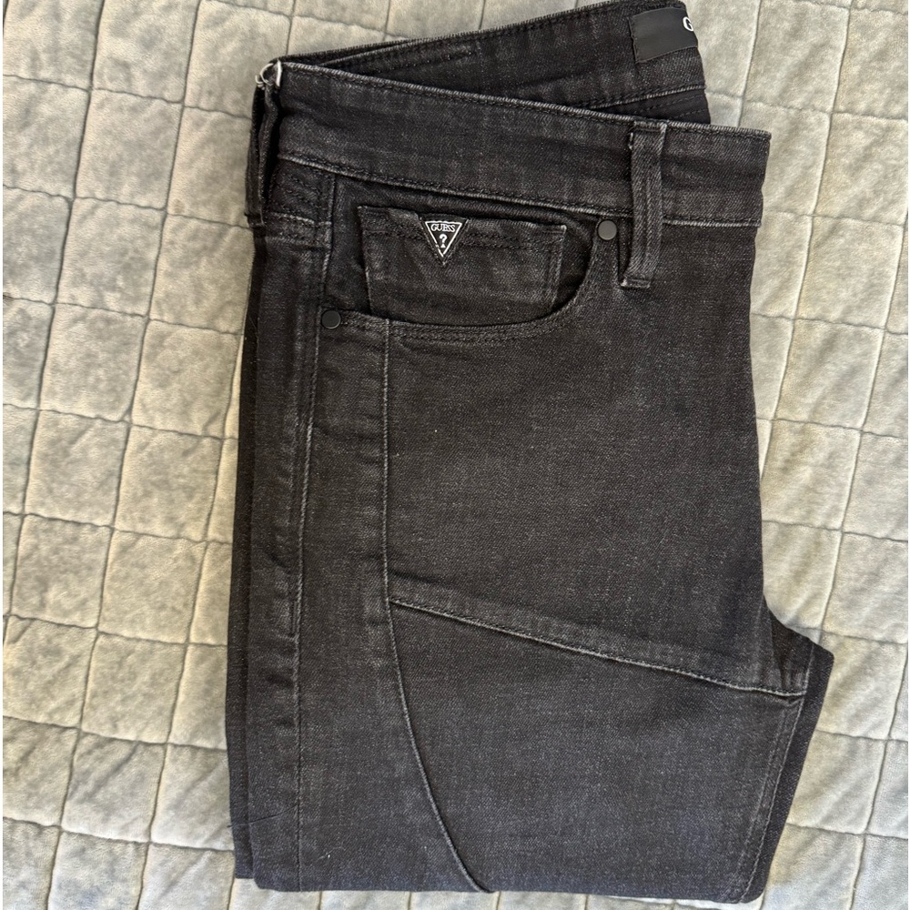 Black Denim Guess Jeans, Tapered Slim Size 33